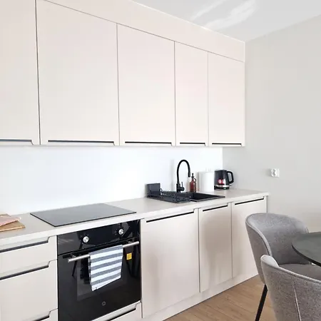 Potockiego Private Parking Self Check-in