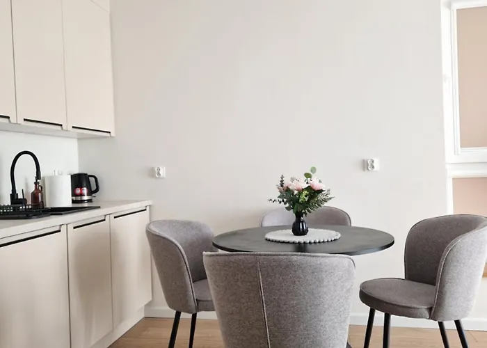 Potockiego Private Parking Self Check-in *